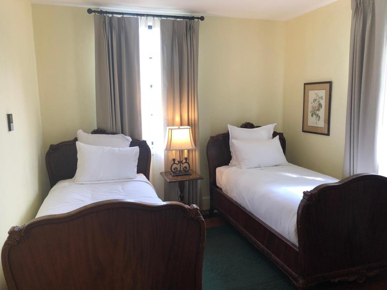 Wolf Creek Inn & Tavern 외부 사진