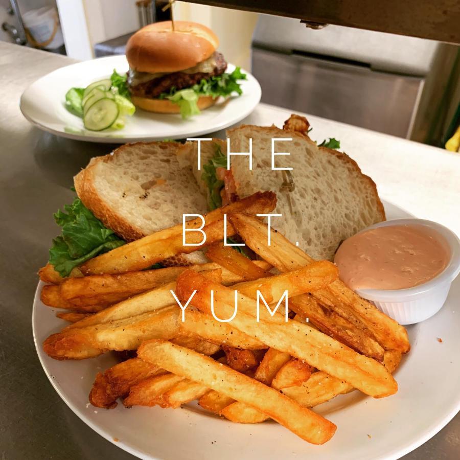 Wolf Creek Inn & Tavern 외부 사진